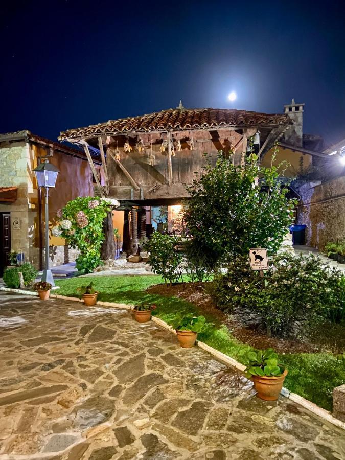 利亚内斯La Casina De La Arquera别墅 外观 照片