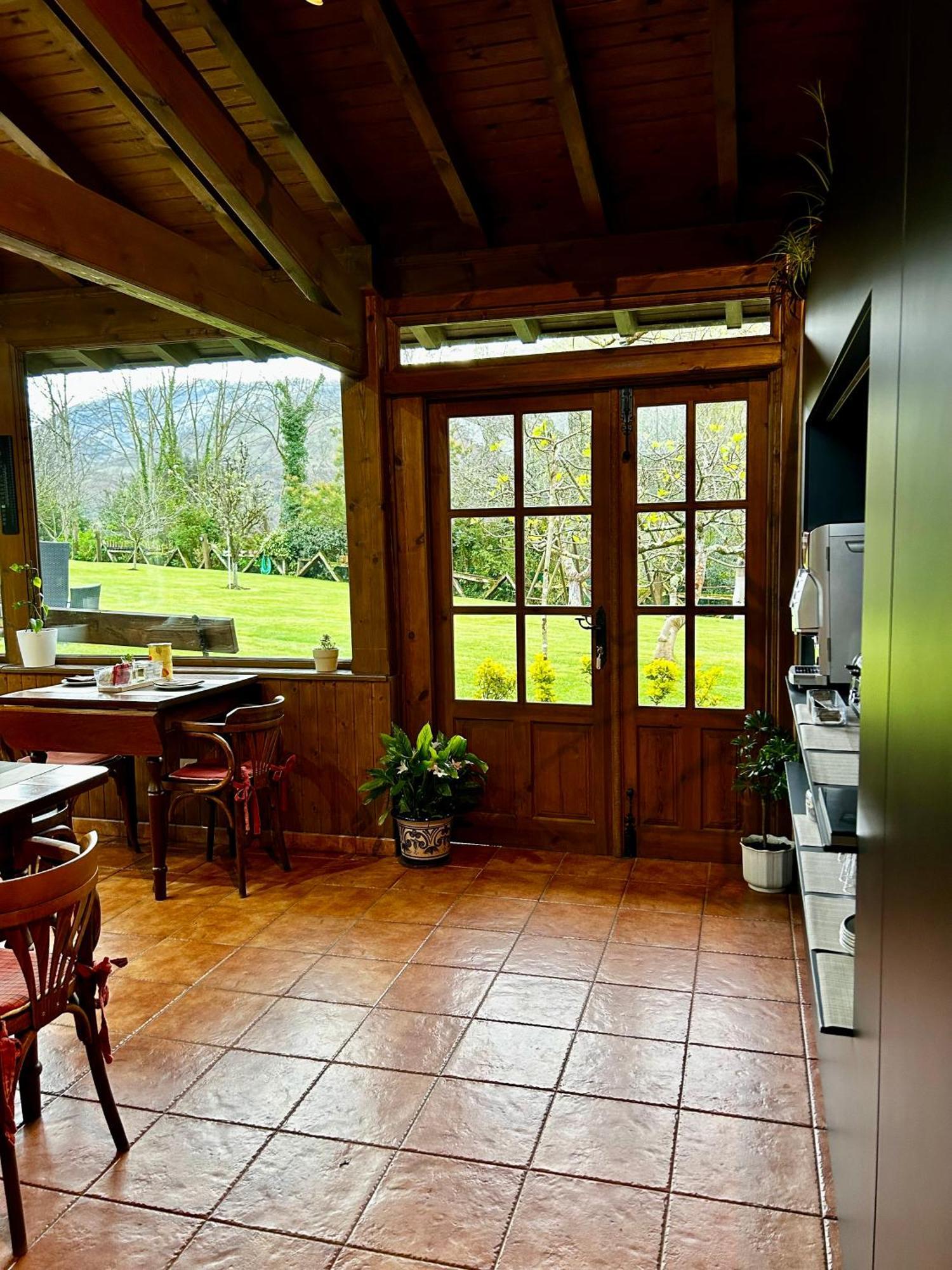 利亚内斯La Casina De La Arquera别墅 外观 照片